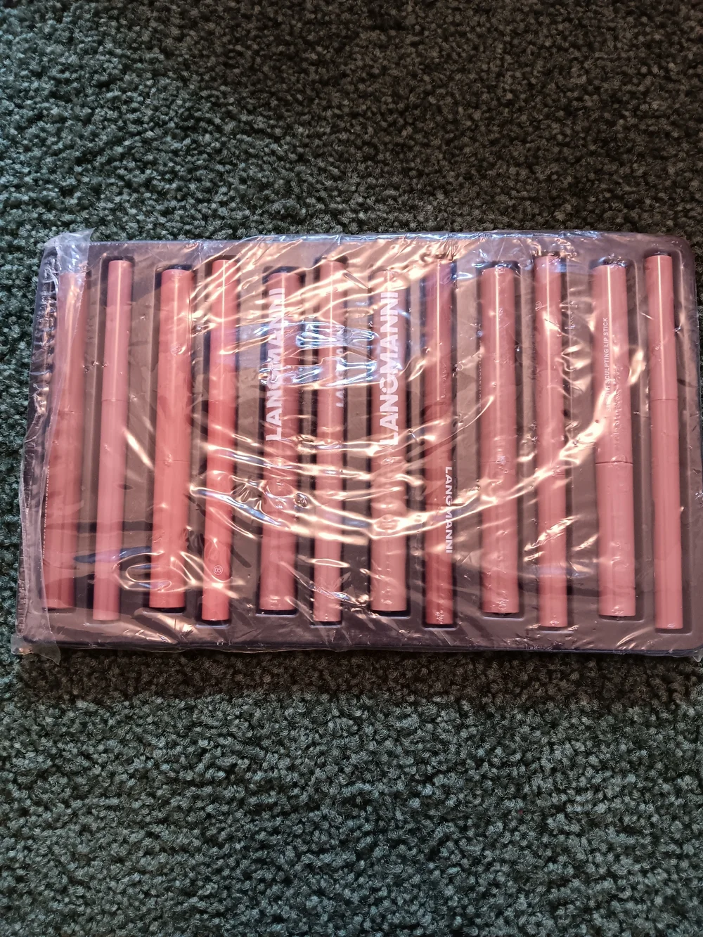 Pink Matte Lipstick &  Lip Liner Set - 12 Pieces